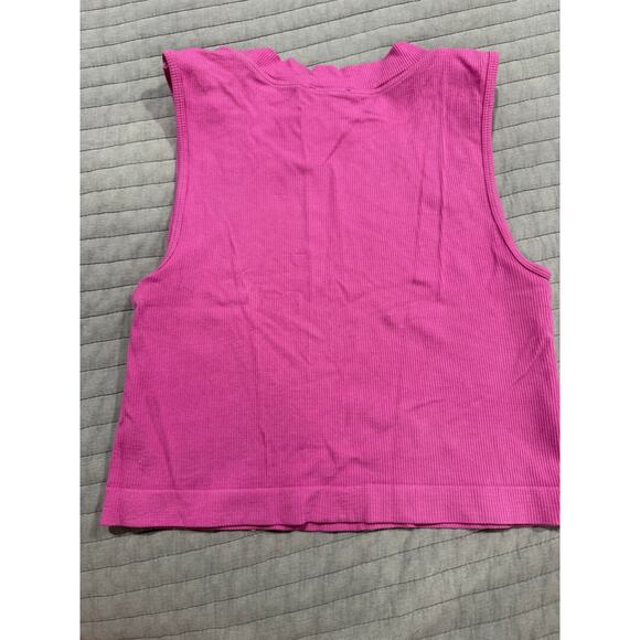 Pink Tank - Picture 2 of 2